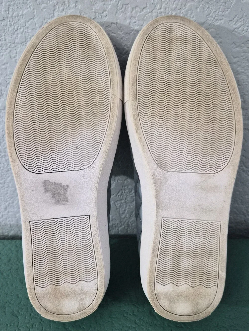 Steve Madden Ecentric-Q Quilted Slip On Sneakers 8.5M Slate Blue Preppy Sporty